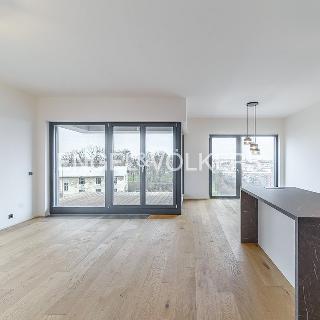 Pronájem bytu 2+kk 71 m² Praha, Grafická