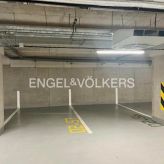 Pronájem parkovacího místa 15 m² Praha
