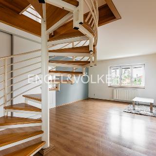 Pronájem bytu 4+kk 99 m² Plzeň, Sušická