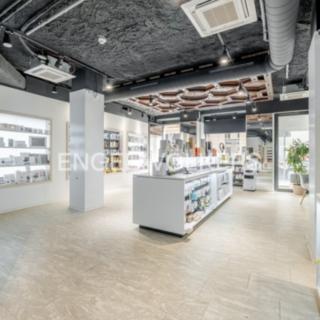 Pronájem obchodu 176 m&sup2; Praha