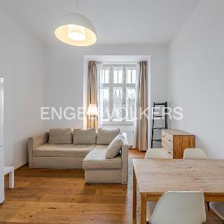 Pronájem bytu 2+kk 40 m² Praha, Strakonická