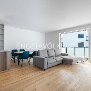 Pronájem bytu 3+kk 78 m² Praha, Podbělohorská