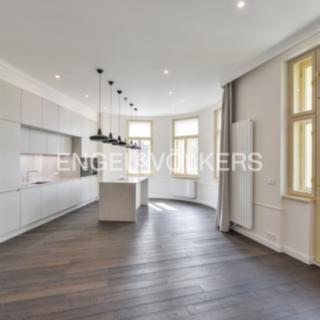 Pronájem bytu 4+kk 170 m² Praha