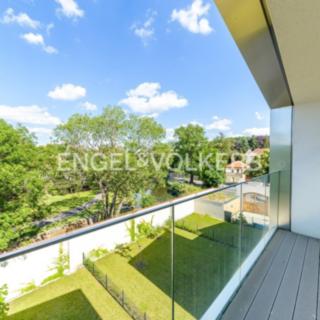 Pronájem bytu 4+kk 163 m² Praha