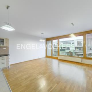 Pronájem bytu 3+kk 86 m² Praha
