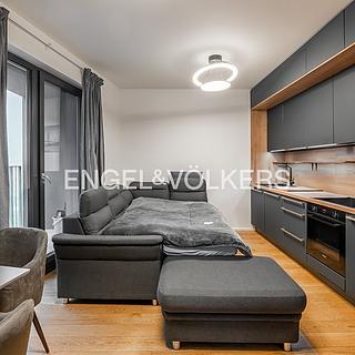 Pronájem bytu 1+kk, garsoniery 32 m&sup2; Praha
