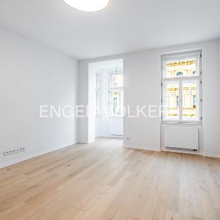 Pronájem bytu 3+kk 116 m² Praha, Třebízského