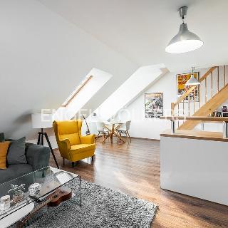 Pronájem bytu 2+kk 68 m² Praha, Šrobárova