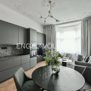 Pronájem bytu 3+kk 84 m² Praha, Ovenecká