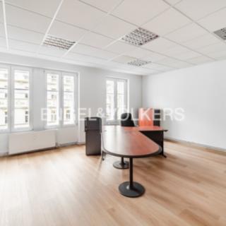 Pronájem kanceláře 89 m² Praha