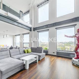 Prodej bytu 3+kk 288 m² Praha, Křížová