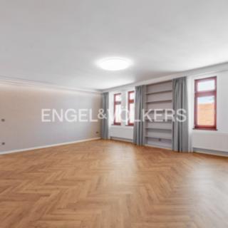 Pronájem bytu 3+1 123 m² Praha