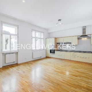 Pronájem bytu 3+kk 98 m² Praha, Široká