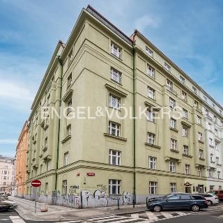 Pronájem restaurace 138 m² Praha, Šternberkova