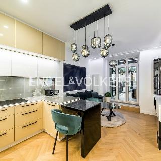 Pronájem bytu 2+kk 87 m² Praha, Mánesova