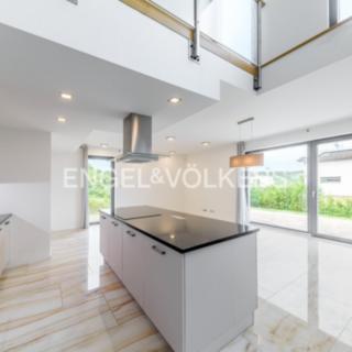 Pronájem rodinného domu 219 m² Praha Hlubočepy, V bokách II