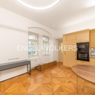 Pronájem bytu 2+kk 48 m² Praha