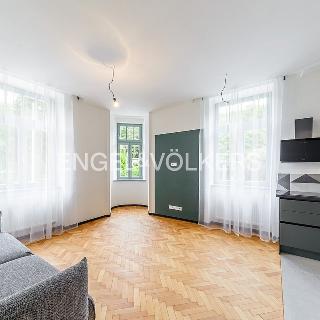 Prodej bytu 3+kk 59 m² Praha, Jinonická