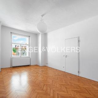 Pronájem bytu 2+1 55 m² Praha, Seifertova