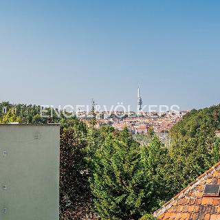 Prodej bytu 2+1 67 m² Praha, Vnější