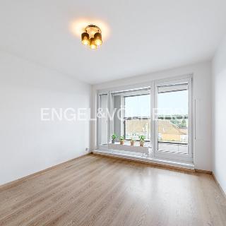 Prodej bytu 2+kk 51 m² Praha, Poděbradská