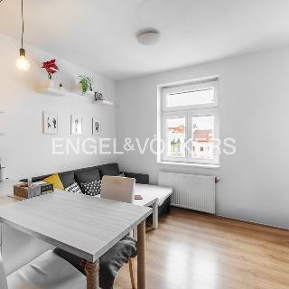 Pronájem bytu 2+kk 53 m² Praha