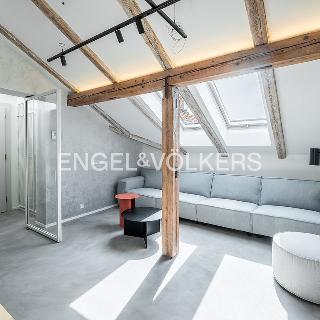 Pronájem bytu 3+kk 95 m² Praha, Arbesovo náměstí