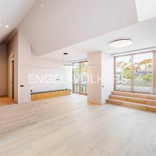 Pronájem bytu 4+kk 168 m² Praha