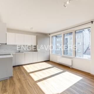 Pronájem bytu 3+kk 83 m² Praha