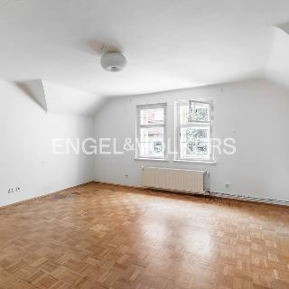 Pronájem bytu 4+1 100 m² Praha, Schodová