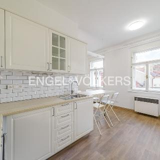 Pronájem bytu 2+kk 40 m² Praha, Na Míčánkách