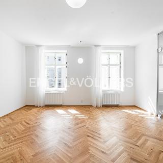 Pronájem bytu 3+kk 91 m² Praha, Růžová