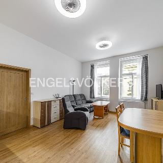 Pronájem bytu 3+kk 74 m² Praha, Na Moráni