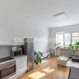 Pronájem bytu 2+kk 57 m² Praha Karlín, Peckova