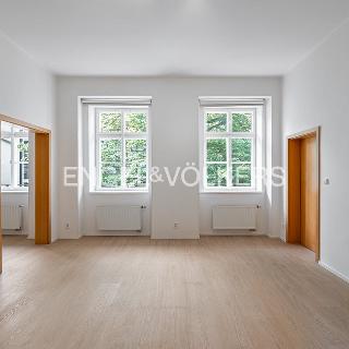 Pronájem bytu 2+1 60 m² Praha, Štěpánská