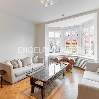 Pronájem bytu 4+1 120 m² Praha, Hradešínská