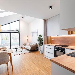 Prodej rodinného domu 72 m² Praha, Za Nadýmačem