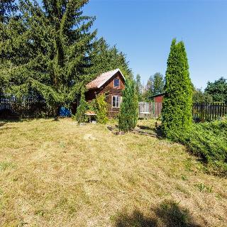 Prodej zahrady 1 077 m² Bochov