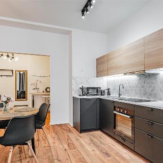 Prodej bytu 3+kk 67 m² Praha, Újezd