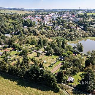 Prodej zahrady 1077 m&sup2; Bochov