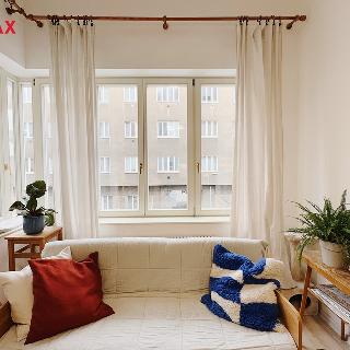 Pronájem bytu 2+kk 49 m² Praha, Křižíkova