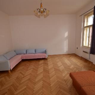 Pronájem bytu 1+1 58 m² Písek, Chelčického