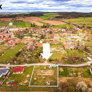 Prodej stavební parcely 1525 m&sup2; Králova Lhota