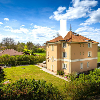 Prodej bytu 3+1 100 m² Sibřina, K Vile