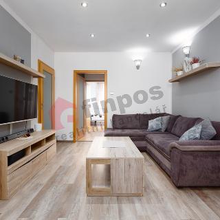 Prodej bytu 2+kk 51 m² Jinočany, Komenského