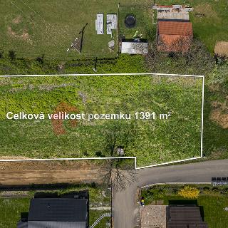 Prodej stavební parcely 1 391 m² Divišov, V Dolích