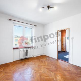 Pronájem bytu 1+1 33 m² Vsetín, Družstevní