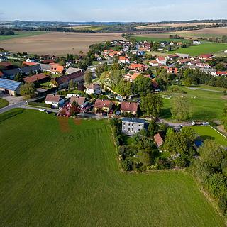 Prodej stavební parcely 967 m&sup2; Tehov