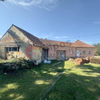 Prodej rodinného domu 227 m² Malá Roudka, 