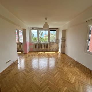 Pronájem bytu 2+kk 54 m² Vlašim, A. Roškotové